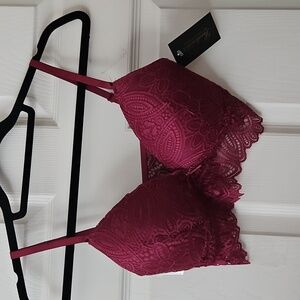 Fredericks of Hollywood,Haley Lace Wireless  Bralette,NWT,Large, Maroon